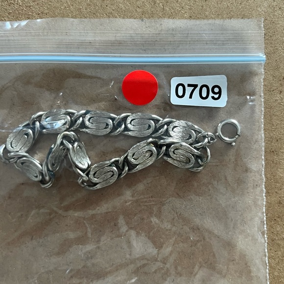 Silver Tone S Swirl Bracelet - Picture 5 of 5
